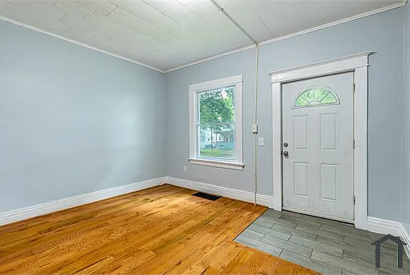 3 bed, 1247 sqft, $1,895 — Photo 4