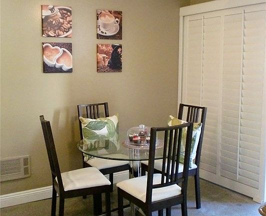 5th image of 6000 Canterbury Dr Unit D112
