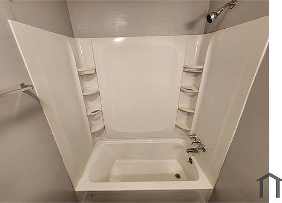 1st image of 12 Hammett St #4