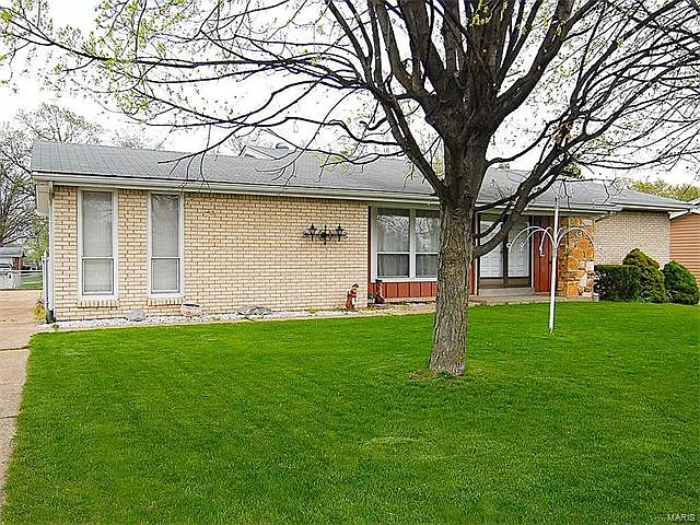 4427 Weber Rd photo 1