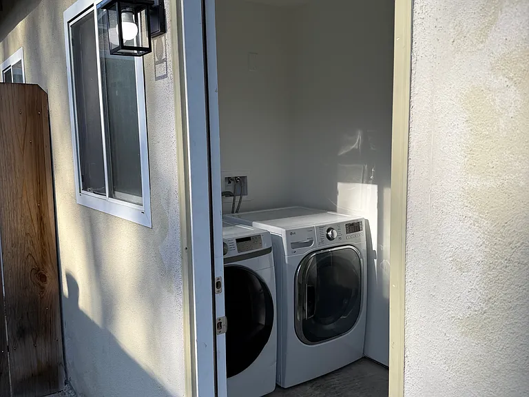 104 Spreckels Ave #104 — Photo 4