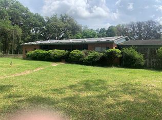 6013 County Road 569, Center Hill, FL 33514