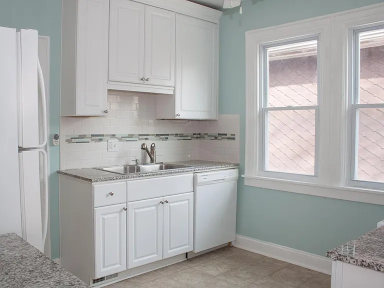 259 Ashland Ave #2 — Photo 8