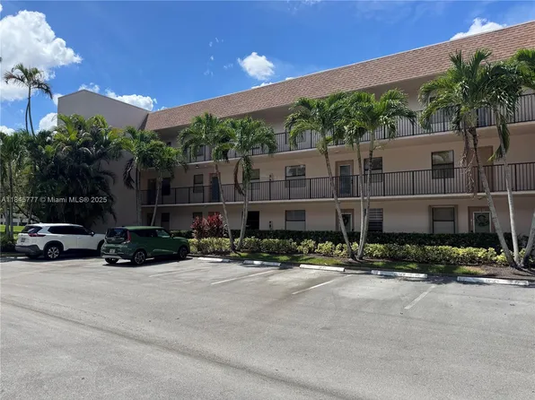 10405 Sunrise Lakes Blvd APT 101, Sunrise, FL 33322