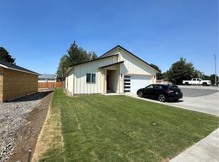 425 3rd Ave, Ephrata, WA 98823