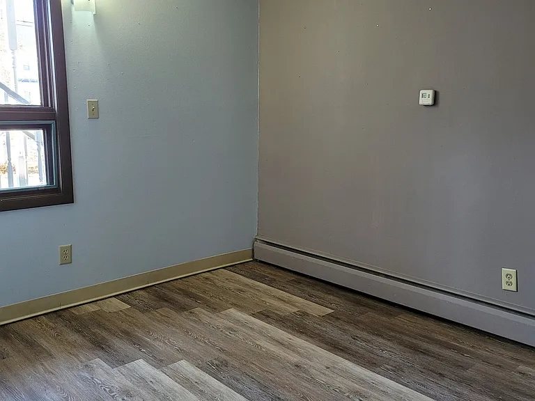 601 McClellan St — Photo 11