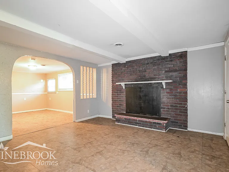 14 Marquette Dr — Photo 4