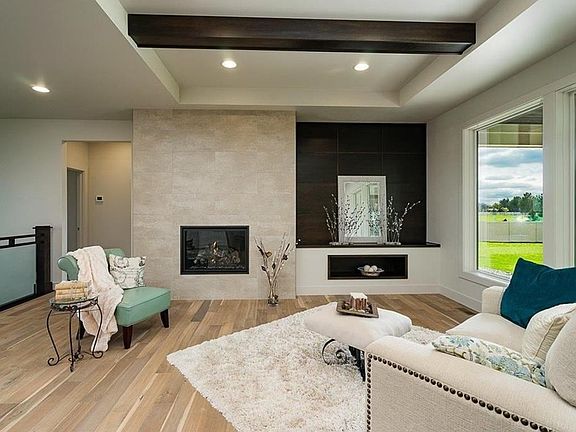 2nd image of 1128 Victoria Falls Cir