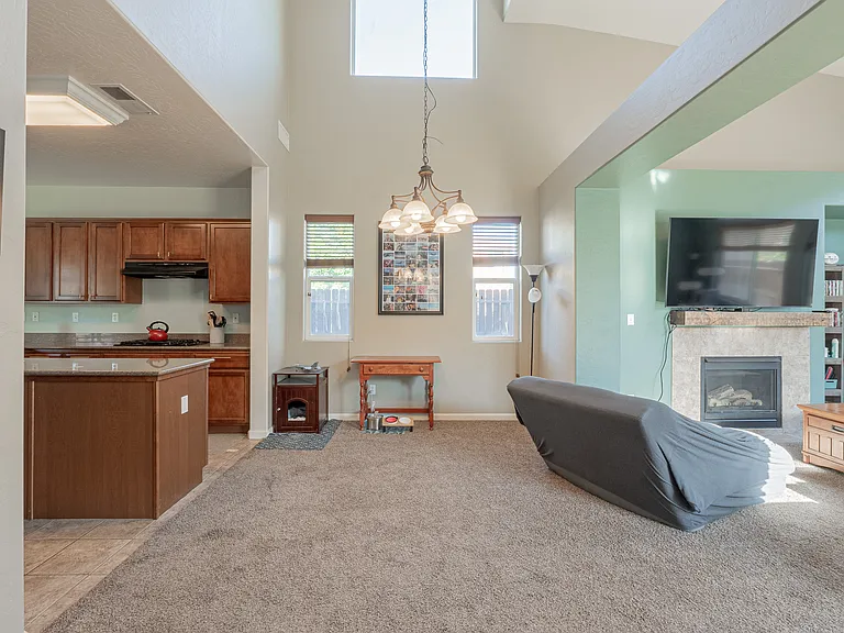 1739 W Castoro Way — Photo 20
