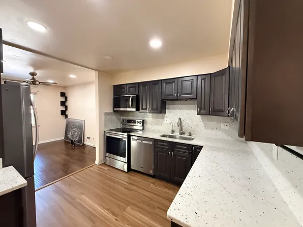 27633 E Echo Valley, Farmington Hills, MI