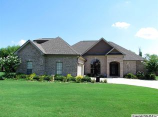 25433 Queensbury Dr, Athens, AL 35613