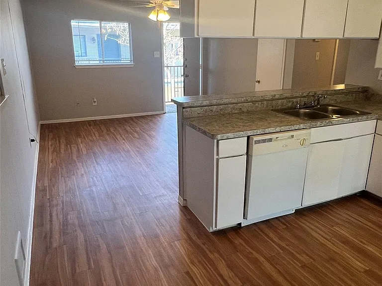 4412 Avenue A #209 — Photo 9