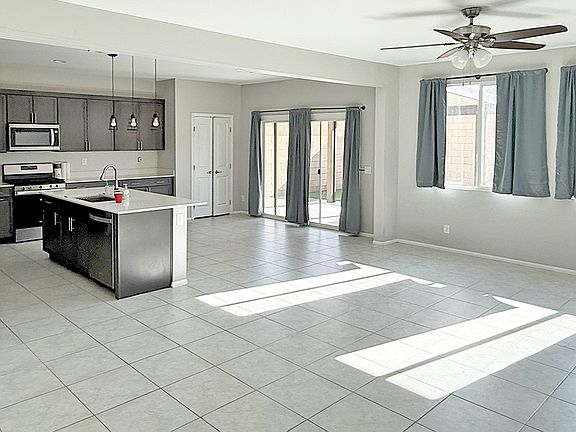 3rd image of 5711 Sedona Springs St
