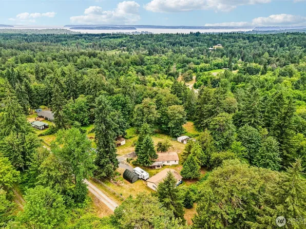 9810 6th Avenue NW, Tulalip, WA 98271