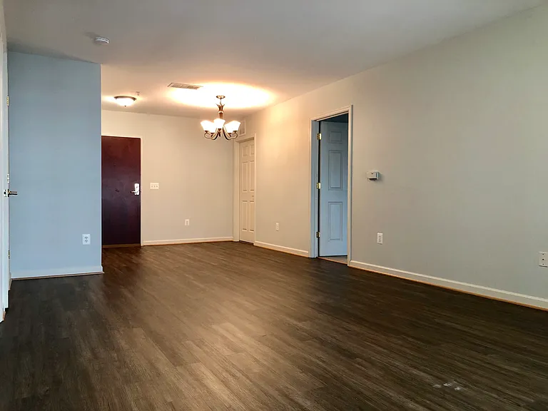 Dunn Loring Metro Apartments — Photo 39