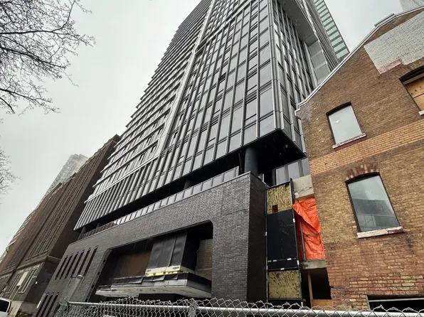771 Yonge St, Toronto, ON