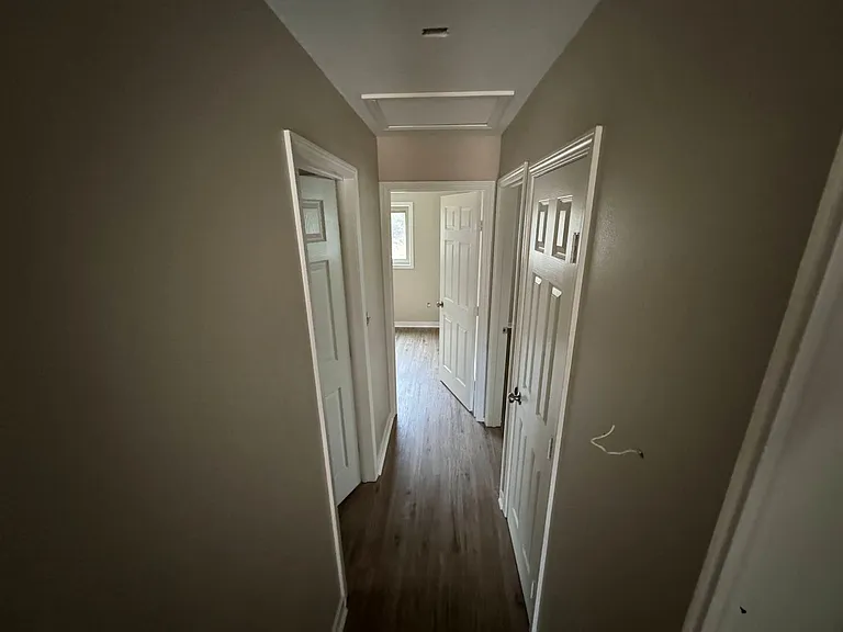 304 Mimosa St — Photo 7