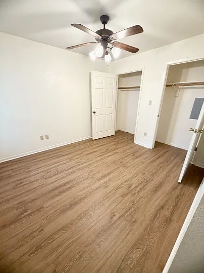 728 W San Antonio St #B — Photo 11