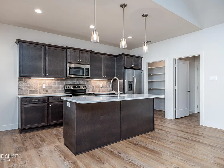 3712 Kala Dr — Photo 9