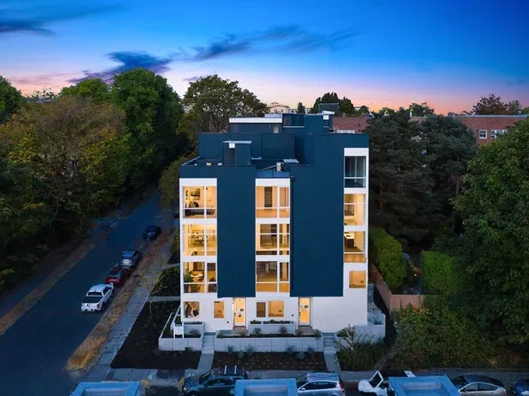 1509 E Olive St, Seattle, WA 98122