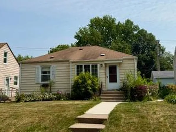 2620 York Ave N, Robbinsdale, MN 55422