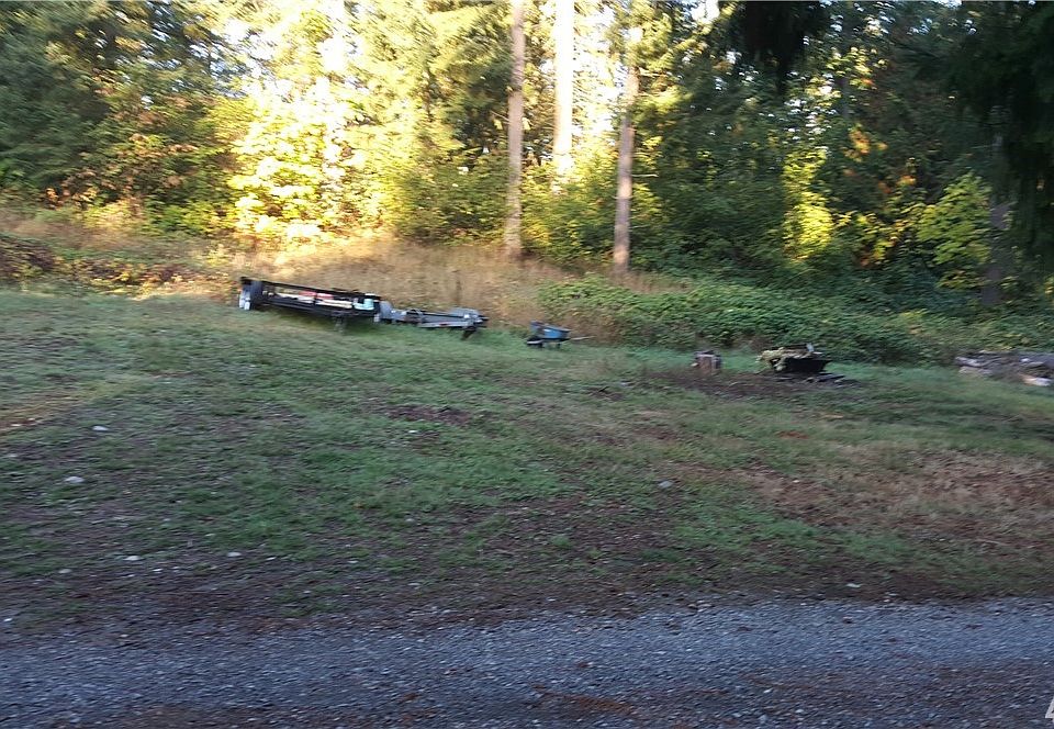 2nd image of 18211 77th St E