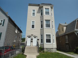 9215 S Drexel Ave, Chicago, IL 60619