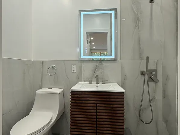 694 Rutland Road image 8 of 15