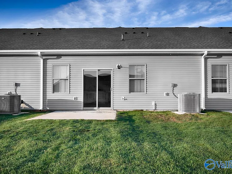 147 Wolfe Ln — Photo 26