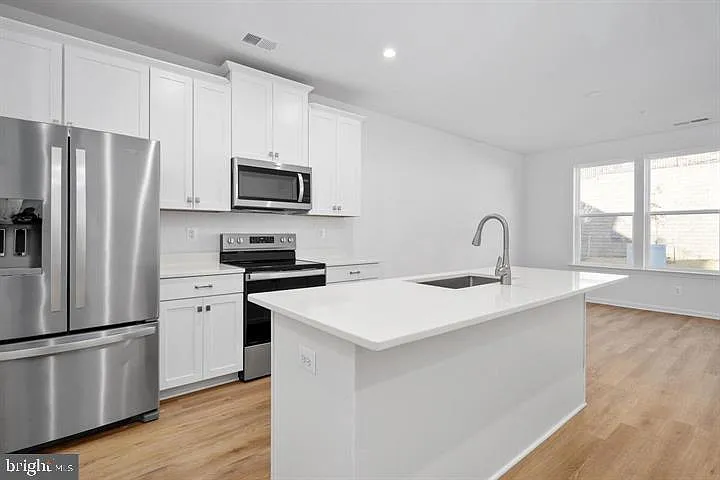 2528 Neabsco Common Pl — Photo 17