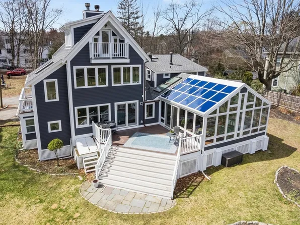 30 S River St, Wellesley, MA 02482