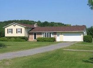 7346 Day Rd, Auburn, NY 13021