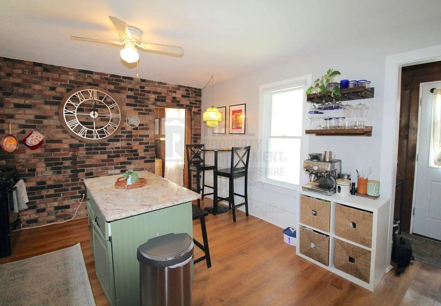 1 bed, 1.0 bath, 900 sqft, $1,725 — Photo 4