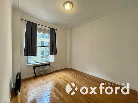 Rented by Oxford Property Group | media 4