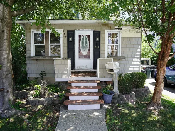 515 Hawthorne Avenue, Uniondale, NY 11553