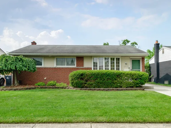 30635 Cooley Blvd, Westland, MI 48185
