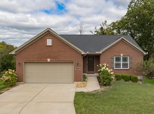 1412 Urlage Dr, Burlington, KY 41005