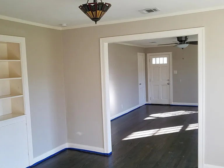 1822 W 37th St — Photo 38