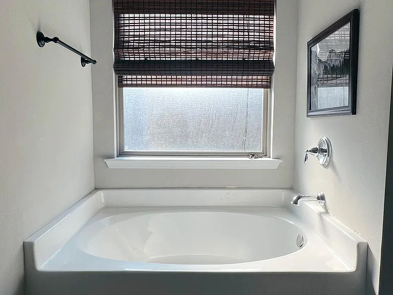 946 Cocobolo Dr — Photo 15