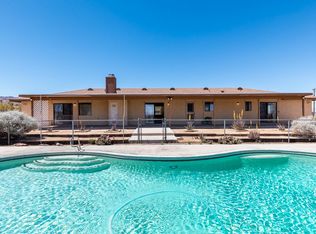 6425 Indian Cove Rd, Twentynine Palms, CA 92277