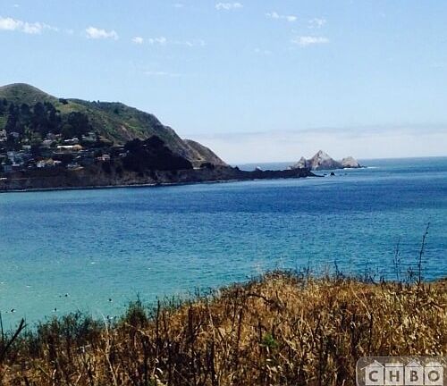 Beautiful Pacifica homebase to explore the Ba