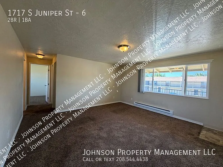 1717 S Juniper St #6 — Photo 5