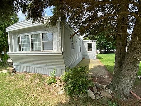 3rd image of 6604 Millstone Dr SE