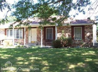 11963 Bergamot Dr, Granger, IN 46530