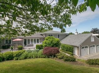317 Browns Ln, Middletown, RI 02842