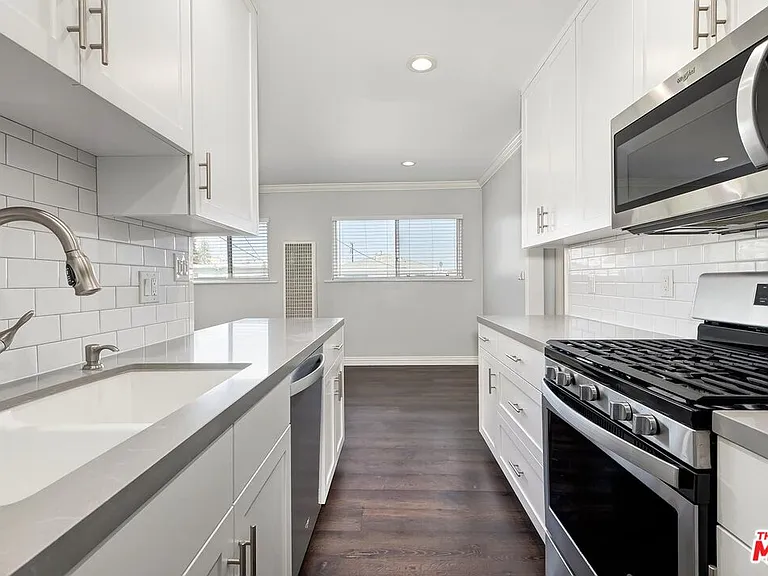 1015 Ashland Ave #4 — Photo 8