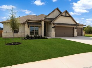 254 Allen Ave, Castroville, TX 78009