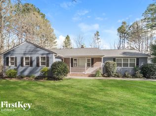 215 Riverton Rd, Matthews, NC 28104