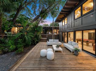 3630 Battersea Rd, Miami, FL 33133