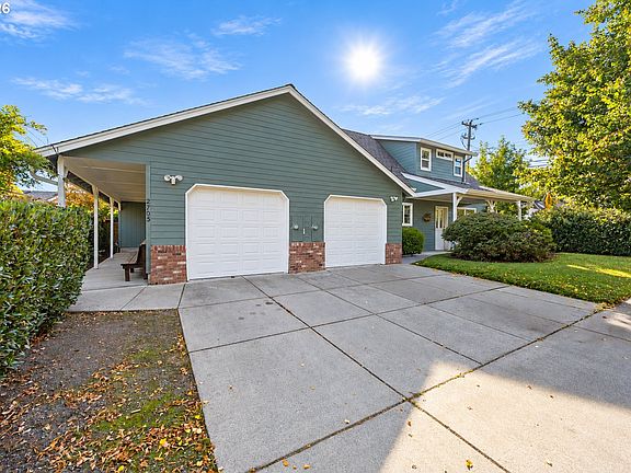 2nd image of 2703 Taito St